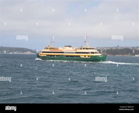 Sydney Ferry On Sydney Harbour Stock Photo - Alamy