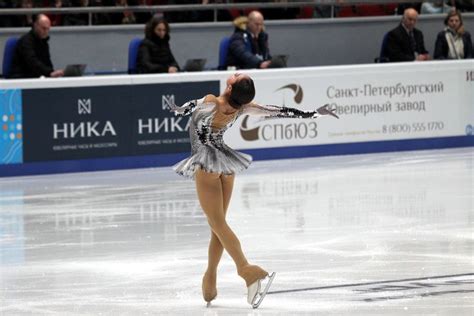 Alina Zagitova Black Swan Patinaje Art Stico Patinaje Artistas