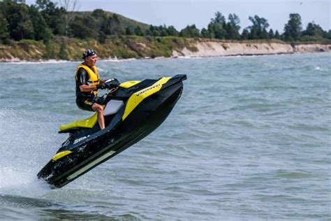 Cuánto cuesta una moto de agua Kalima Charter