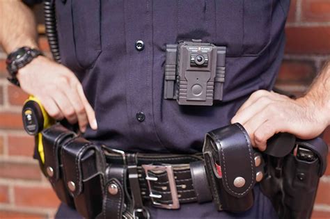 Police Reform Bill Proposes Mandatory Body Cameras for Federal Officers ...