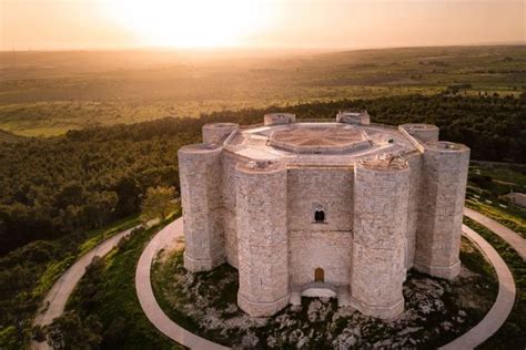 Castel Del Monte And Winery Apulia Tour Bari Tour Go Italy Tours