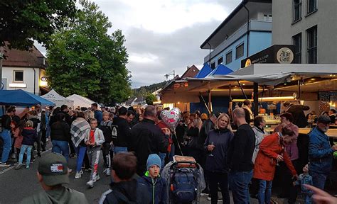 Blumberg Straßenfest lädt zum Bummeln ein SÜDKURIER