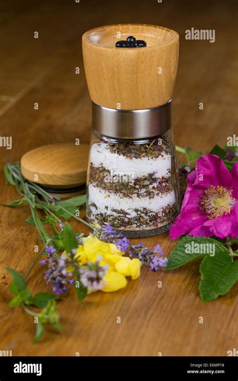 Salt salt seasoned with herbs and flowers blossoms Blütensalz