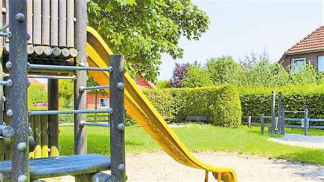 Mehrgenerationen Spielplatz Soll C Ciliengroden Beleben