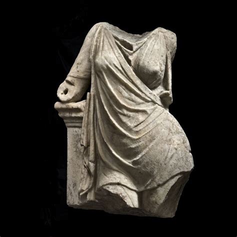 womens clothing   ancient world