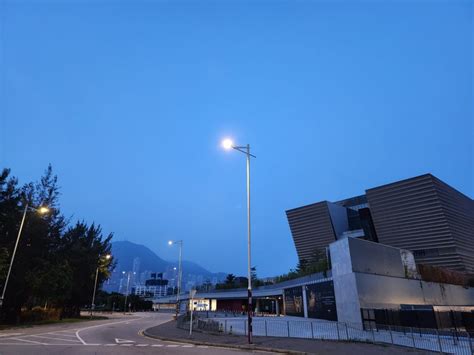 天文台｜日間酷熱 市區最高氣溫約34度 局部地區有驟雨及雷暴 星島日報