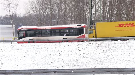 Koszmarne Warunki Na Drogach Atak Zimy Zakorkowa Niemal Wszystkie