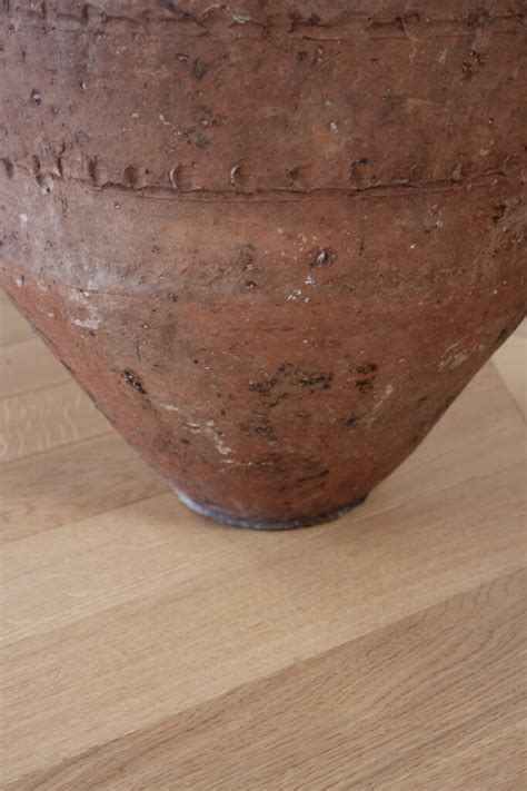 Large Size Terracotta Amphora Zwei Design