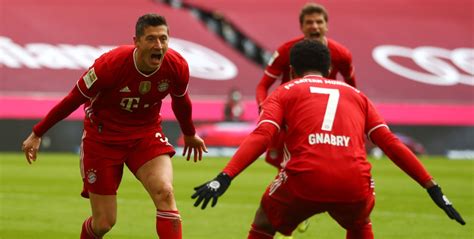 Es Viral El Hat Trick Perfecto De Lewandowski En 22 Minutos VIDEO