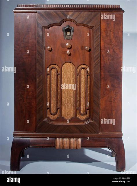 Philco Vintage Tube Radio Twin Speaker Brown Am Tabletop Brown Wood