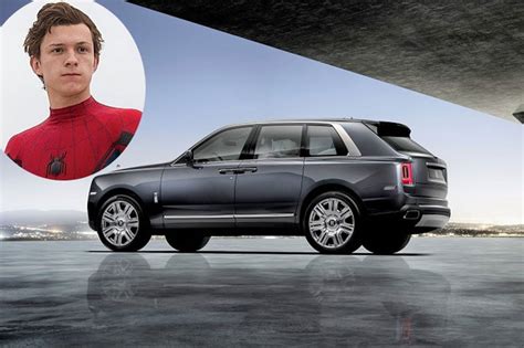 Nhện nhọ Tom Holland tậu SUV sieu sang Rolls Royce Cullinan