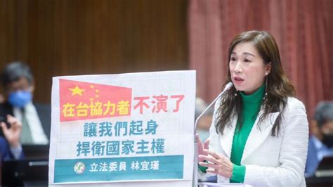 被控勒脖恐嚇議員 李全教喊冤「誤會一場」：只是手臂搭肩│林宜瑾│台南│朱正軒│tvbs新聞網