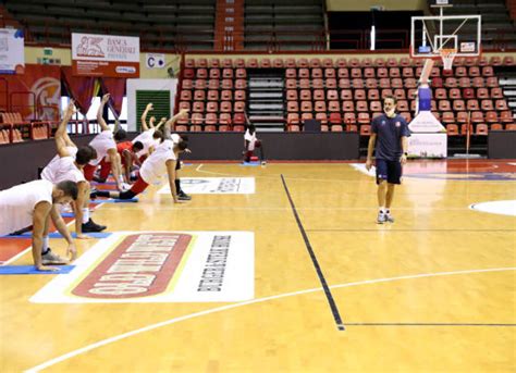 Basket A Il Primo Allenamento Dell Unieuro Forl Gallery