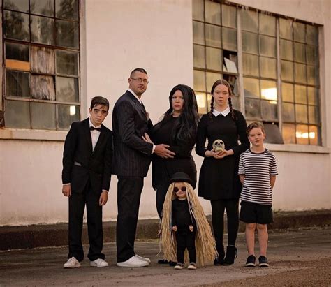 Addams family costume | Addams family costumes, Family halloween, Adams family costume