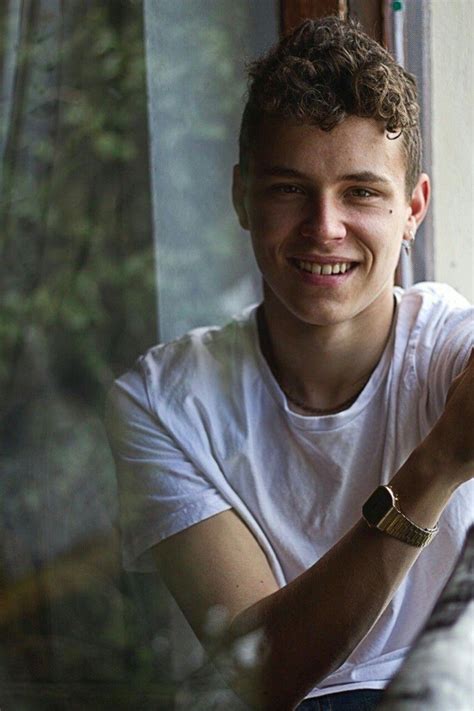 Aron Piper Wallpapers Top Free Aron Piper Backgrounds Wallpaperaccess