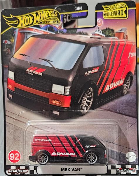 Hot Wheels Veh Culo De Juguete Mbk Van Escala Juguetes Para Ni Os Mattel Amazon