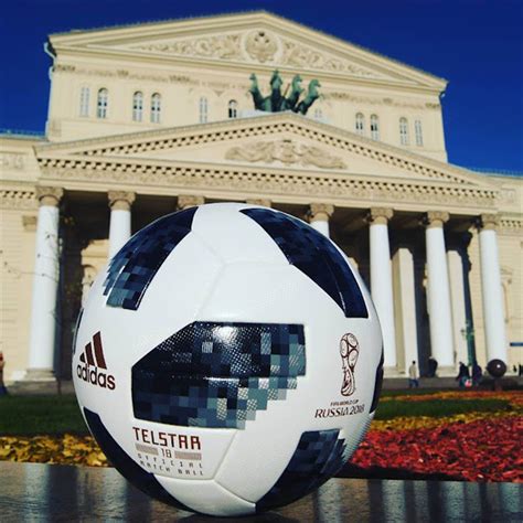 Messi Present La Pelota Para Rusia Video Clar N Chiclayo