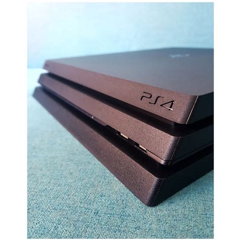 มอสอง PS4 Pro พรอมแผนเกมส 15 เกมส Model CUH 7106B 1TB 4K HDR