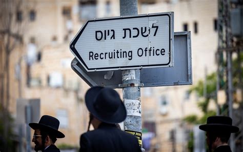 Idf To Begin Drafting 3000 Haredi Men Starting Sunday In Three Waves