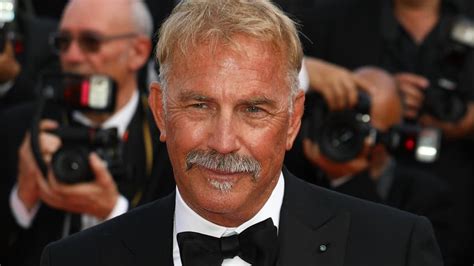 Hviezdny Kevin Costner v Cannes Na červenom koberci ukázal svoje deti