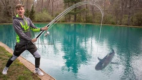 Fishing For Shark In Pond Caught It Videos Carter Sharer Gan