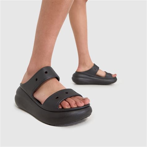 Womens Black Crocs Crush Sandals Schuh