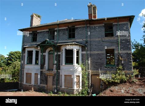 Derelict House Stock Photo 30759145 Alamy