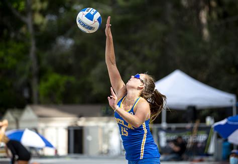 Ucla Beach Volleyball Advances To Second Round Of Ncaa Tournament Daily Bruin