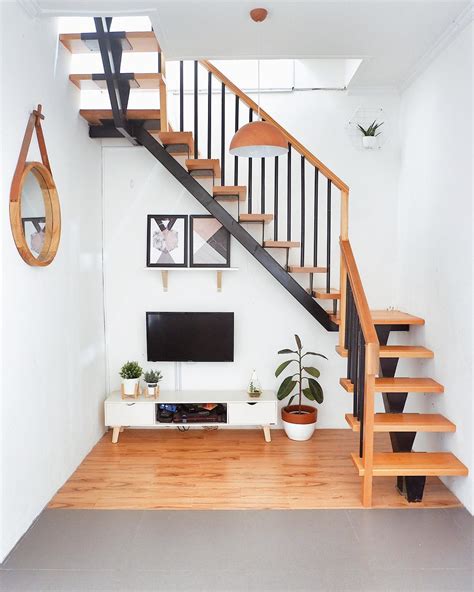 Contoh Tangga Rumah Minimalis Homecare24
