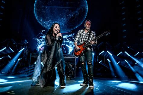 Evanescence Inicia Turnê Pela América Latina Veja Set Que Provavelmente Será O Do Brasil