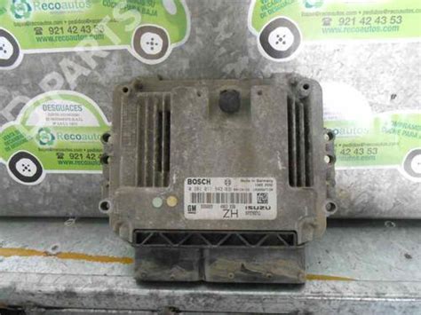 Engine Control Unit ECU OPEL ASTRA H A04 1 7 CDTI L48 2866105 B