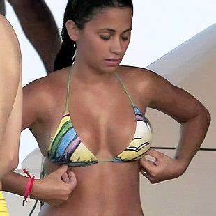 Antonella Roccuzzo Nude Photos Naked Sex Videos