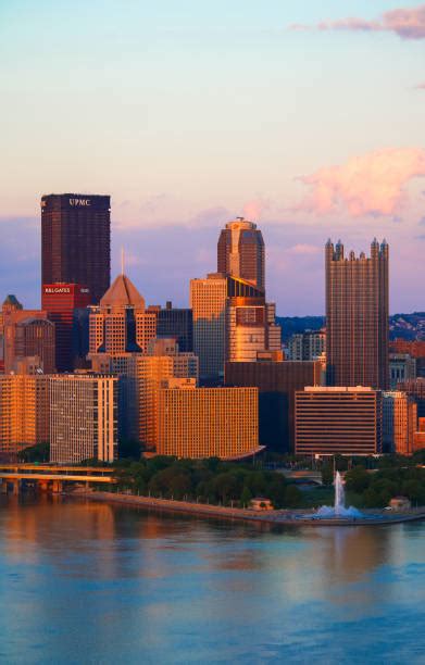 Pittsburgh Skyline Sunset Stock Photos, Pictures & Royalty-Free Images - iStock