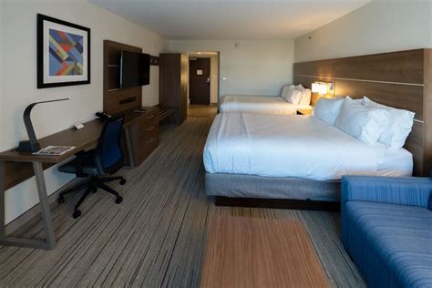 Holiday Inn Express Boston an IHG Hotel Boston | Bookonline.com