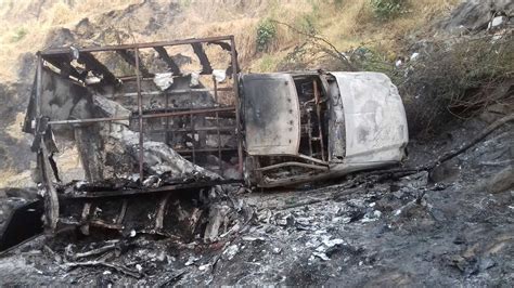 Hallan Camioneta Calcinada En Carretera De Oaxaca Nvi Noticias