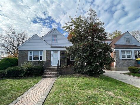 434 Greenwich Street Hempstead Ny 11550 Mls 3449886 Zillow