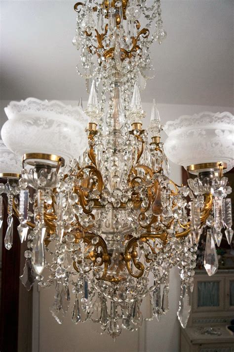 Proantic Imposant Lustre En Bronze Et Cristal Baccarat