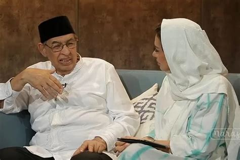 Profesor Quraish Shihab Ungkap Makna Kalimat Marhaban Ya Ramadan Yang