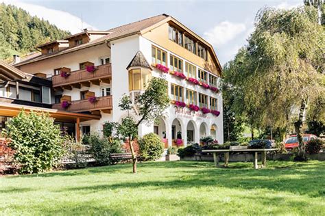 Pauschalreise Parkhotel Schachen Traditionsreiches Haus Im