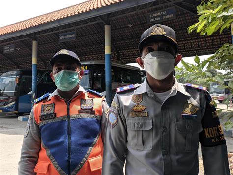 Jelang Ramadan Jumlah Penumpang Di Terminal Rajekwesi Bojonegoro Meningkat