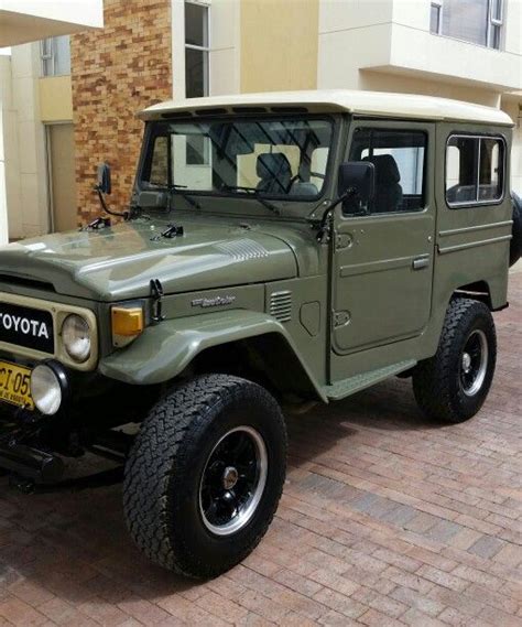 Toyota Fj40 1981 Toyota Land Cruiser Carros Toyota Fj40 Landcruiser