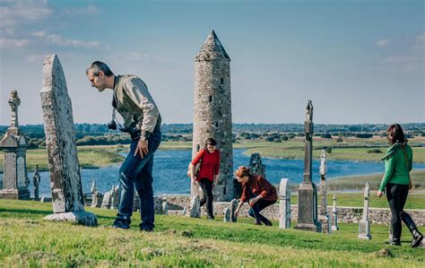 Clonmacnoise | Ireland.com