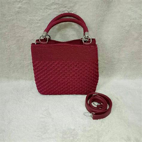 Jual Tas Rajut Webe Ulir Lonceng Kecil Maroon Muda Shopee Indonesia