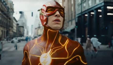 The Flash Novo Trailer Mostra Barry Allen O Multiverso De Super