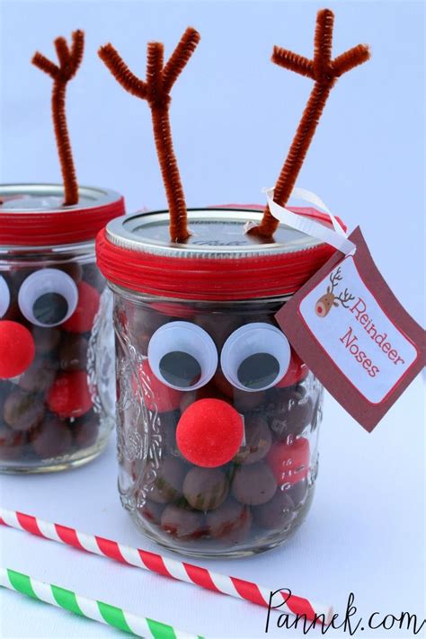 Heres A Super Fun And Easy Diy Christmas Craft Mason Jar Reindeer