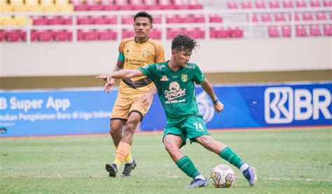 Persebaya Tutup Putaran Pertama Liga Dengan Taklukan Dewa United 2 1