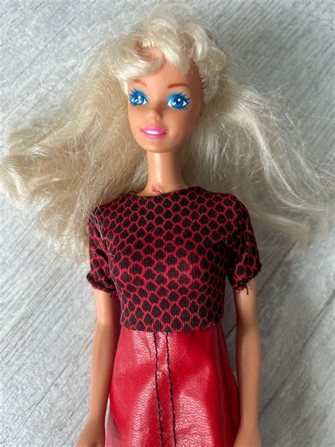 1970s Barbie Doll Blonde Hair Blue Eyes 1976 Vintage Mattel Etsy