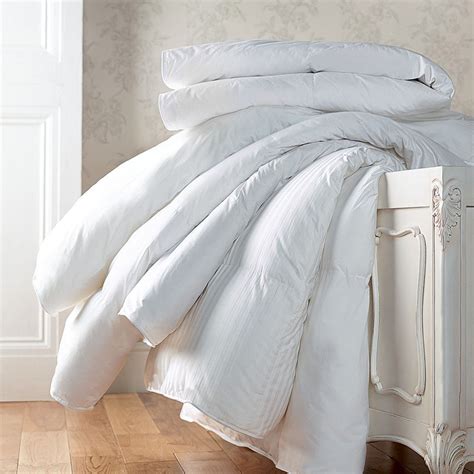 Double Luxury Goose Feather And Down 4 5 Tog Duvet Scott S Of Stow