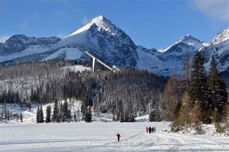 Sr Vysoké Tatry Zima Štrbské Pleso Turisti