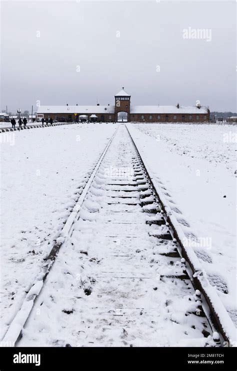 Auschwitz Birkenau Konzentrationslager Düsteres Eingangstor Und